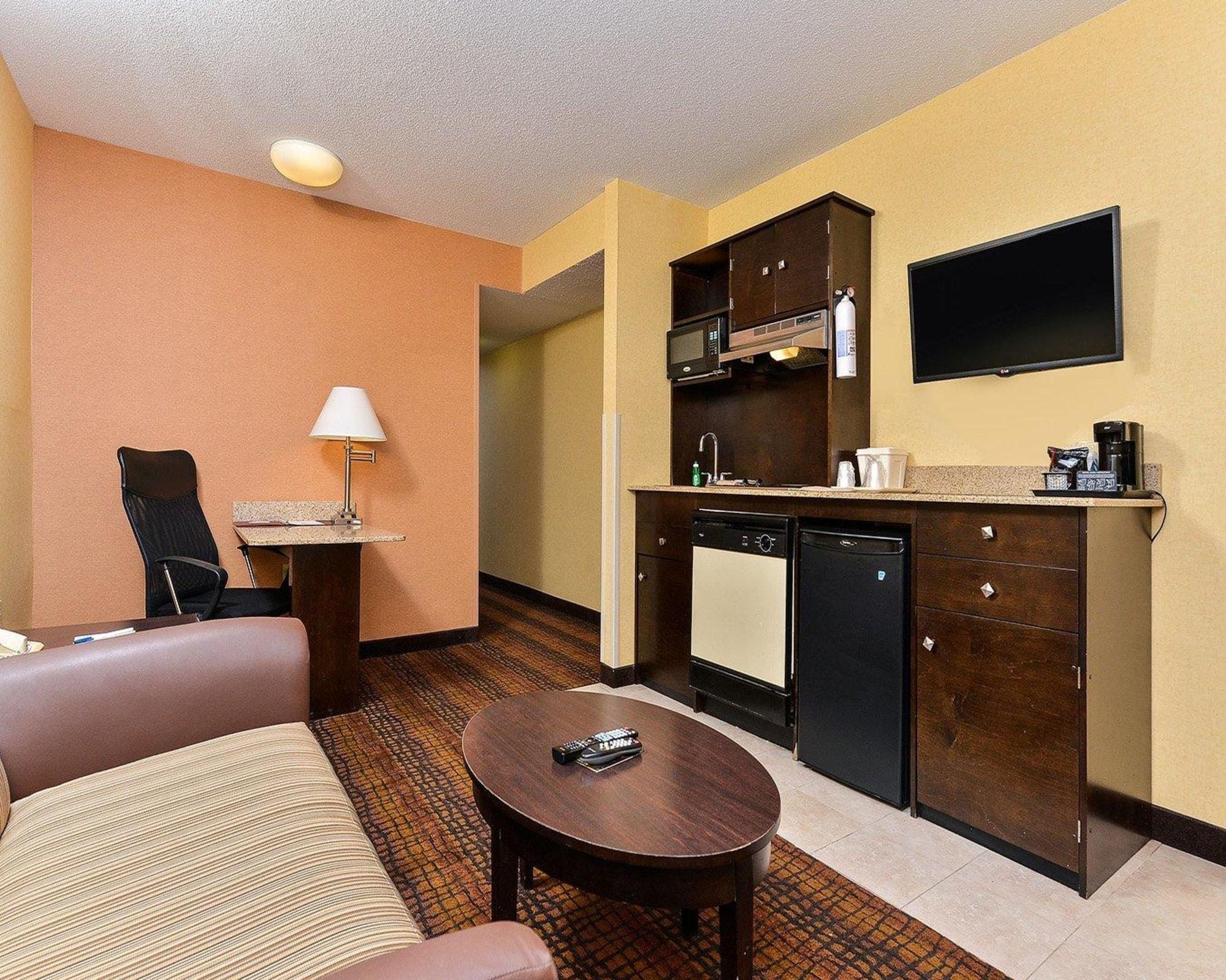 Latitude Suites Tinton Falls Eatontown - BW Premier Collection Bagian luar foto