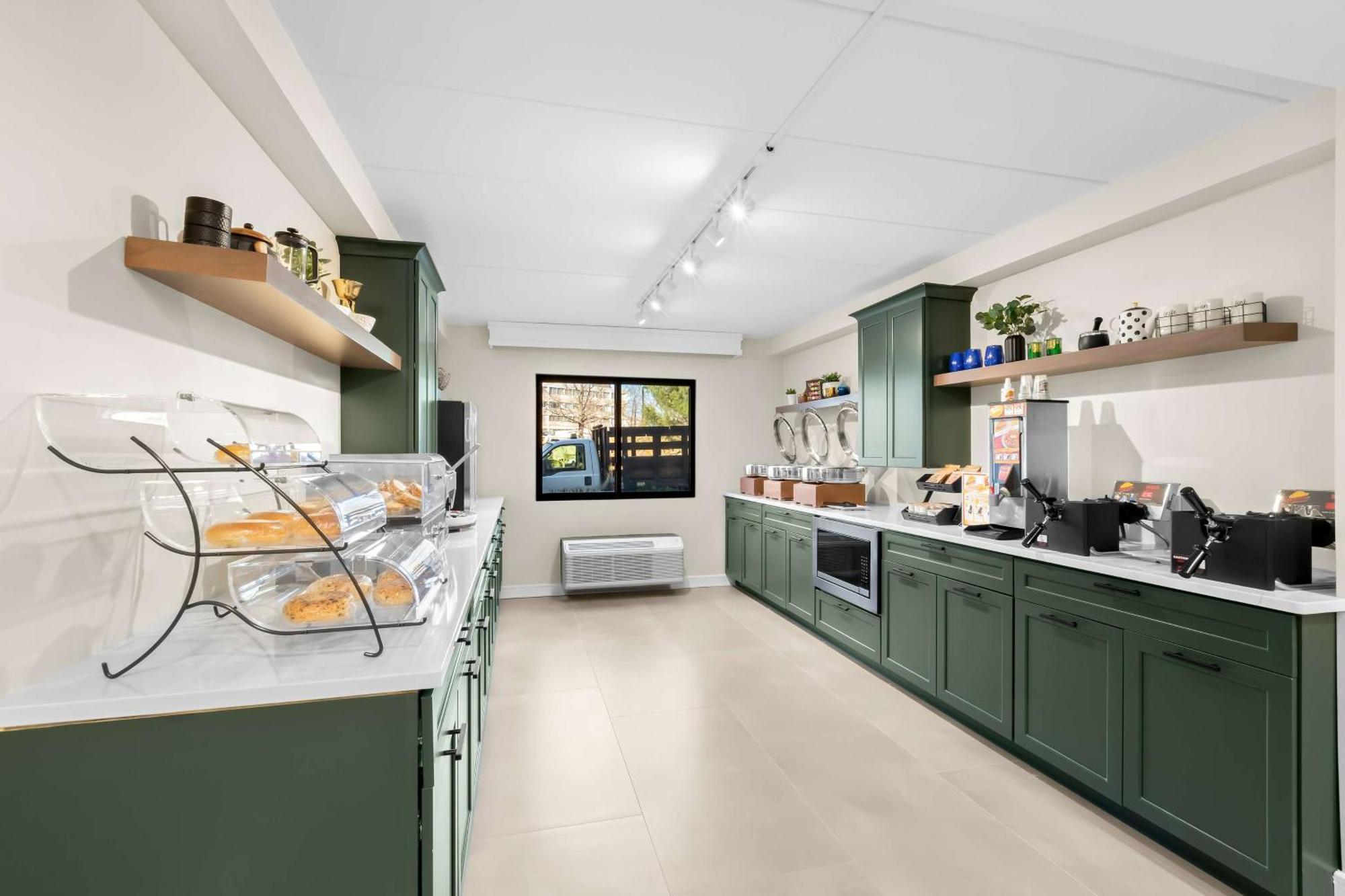 Latitude Suites Tinton Falls Eatontown - BW Premier Collection Bagian luar foto
