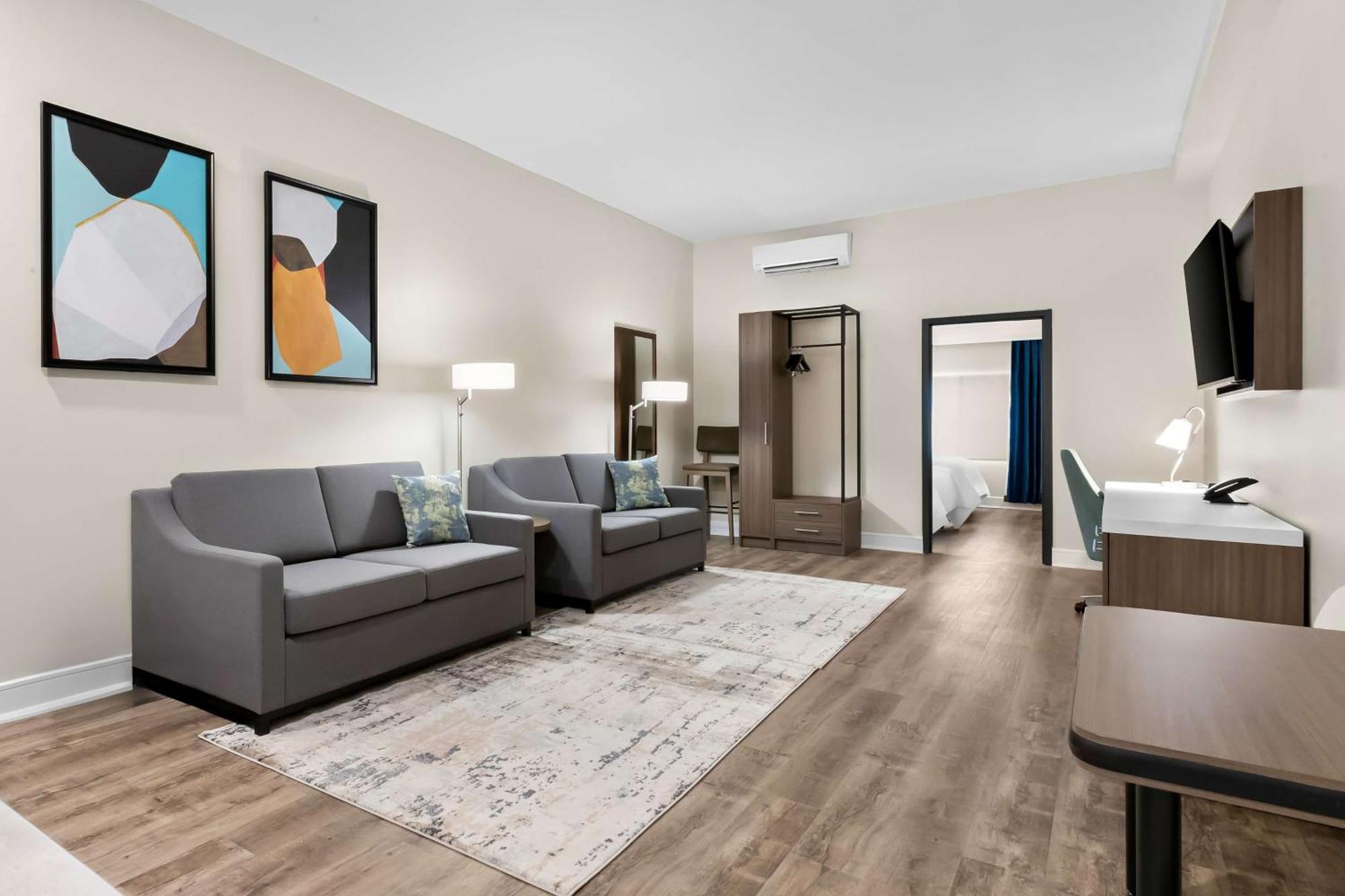 Latitude Suites Tinton Falls Eatontown - BW Premier Collection Bagian luar foto