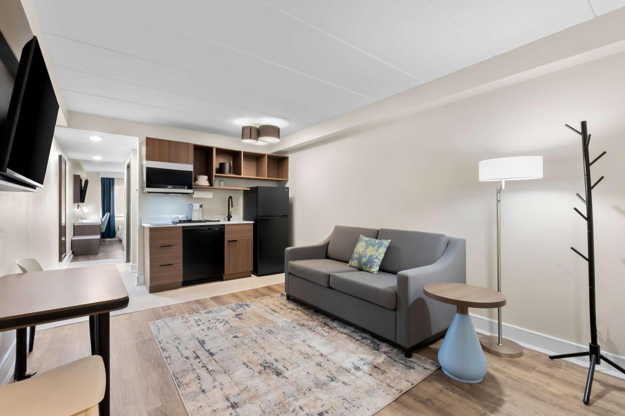 Latitude Suites Tinton Falls Eatontown - BW Premier Collection Bagian luar foto