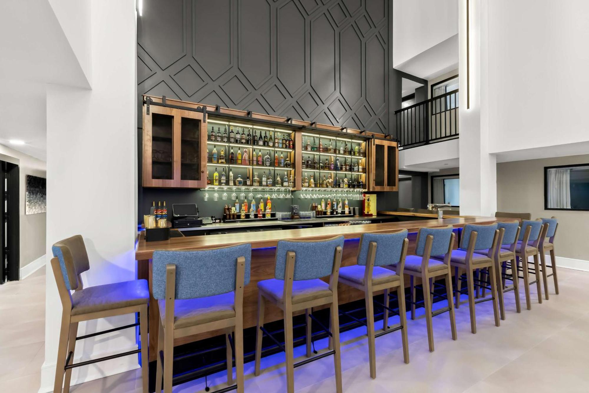 Latitude Suites Tinton Falls Eatontown - BW Premier Collection Bagian luar foto